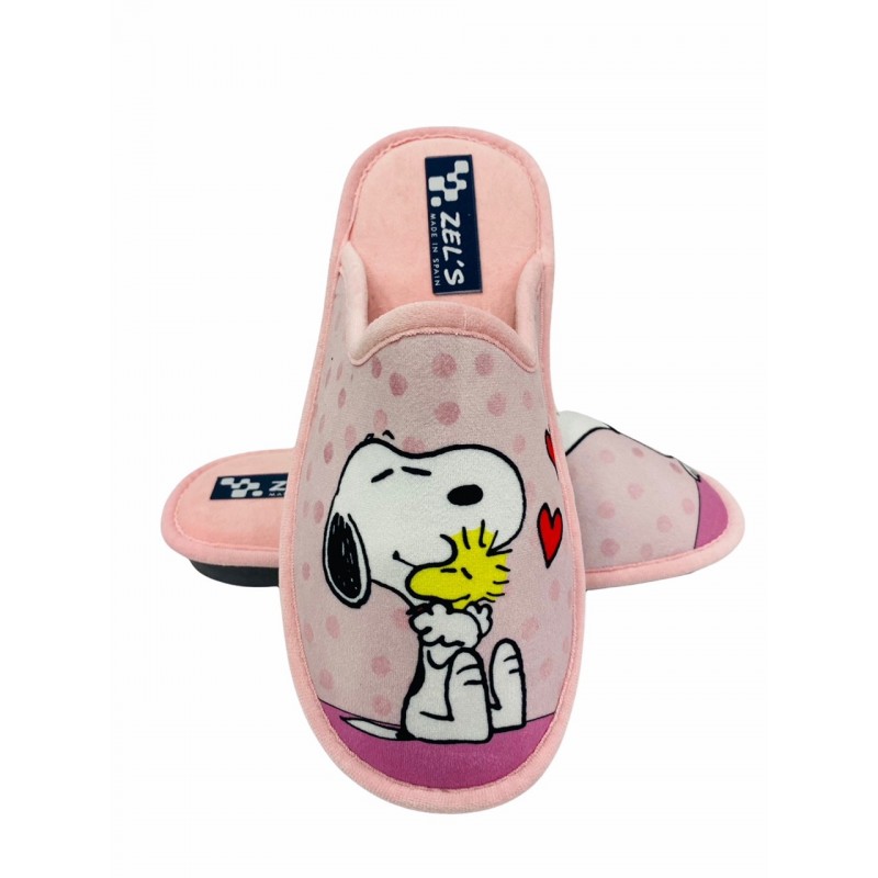 Snoopy best sale house shoes